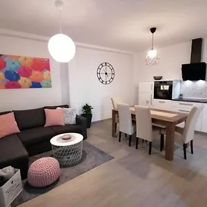 Pepe Apartment Novigrad Istria